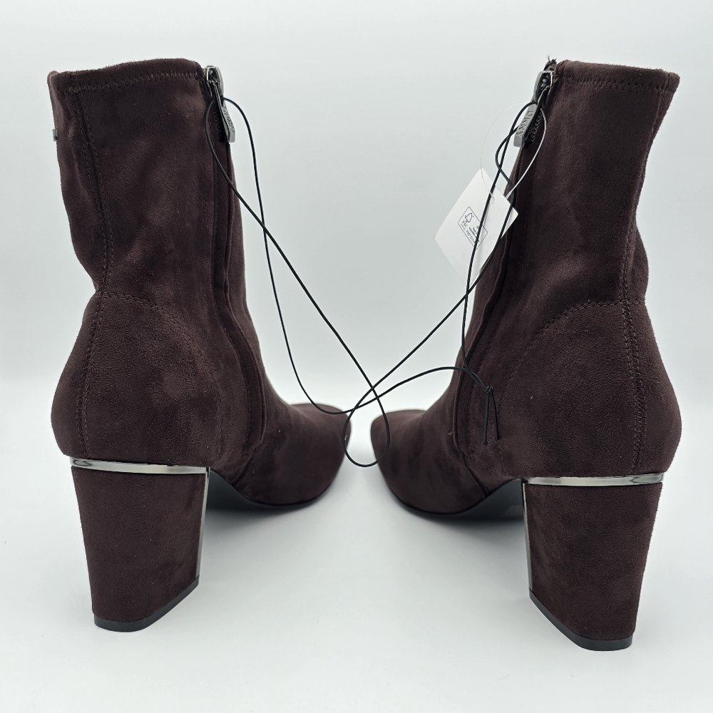 NIB DKNY Cavale Heeled Ankle Booties, Espresso (Brown Suede), Women's 10, NEW! - Picture 8 of 16